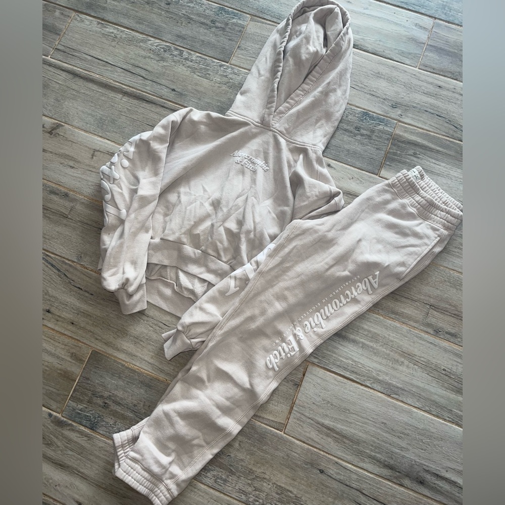 A&F set